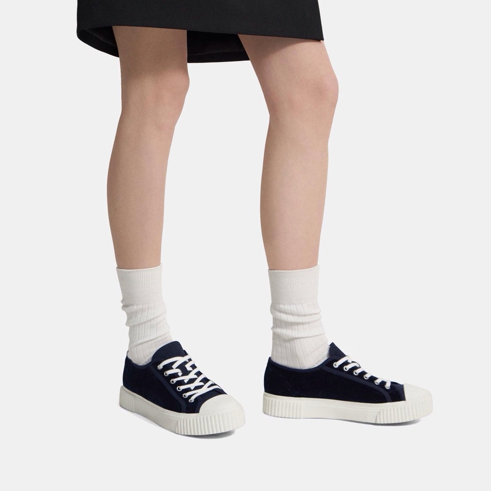 NWOT Theory Low-Top Velvet Sneaker